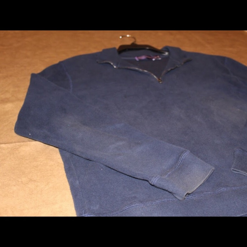 Pullover sweater
